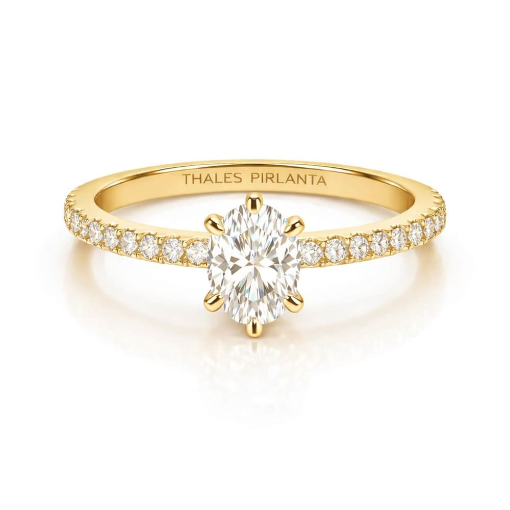0.80 Karat GIA E VS2 Kolu Taşlı Oval Pırlanta Yüzük