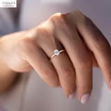 Evlilik Teklifi Yüzüğü Oval Kesim GIA Sertifikalı 0.50 Ct 1