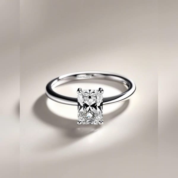 0.70 Karat GIA Sertifikalı Pırlanta Radyant Kesim Tektaş